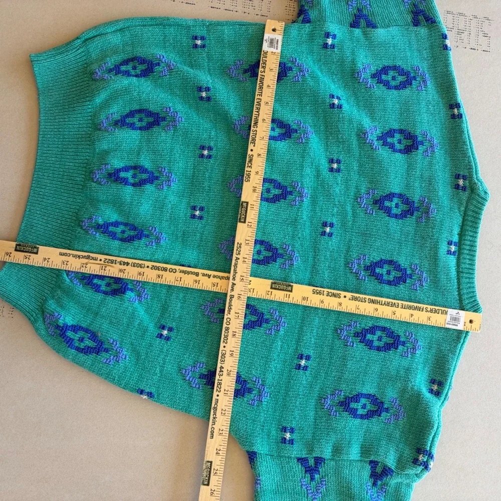 Vintage 90s Claiborne Sweater